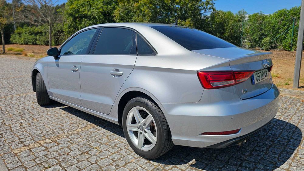 Audi A3 8v Limousine 30TDI 116cv — photo 3