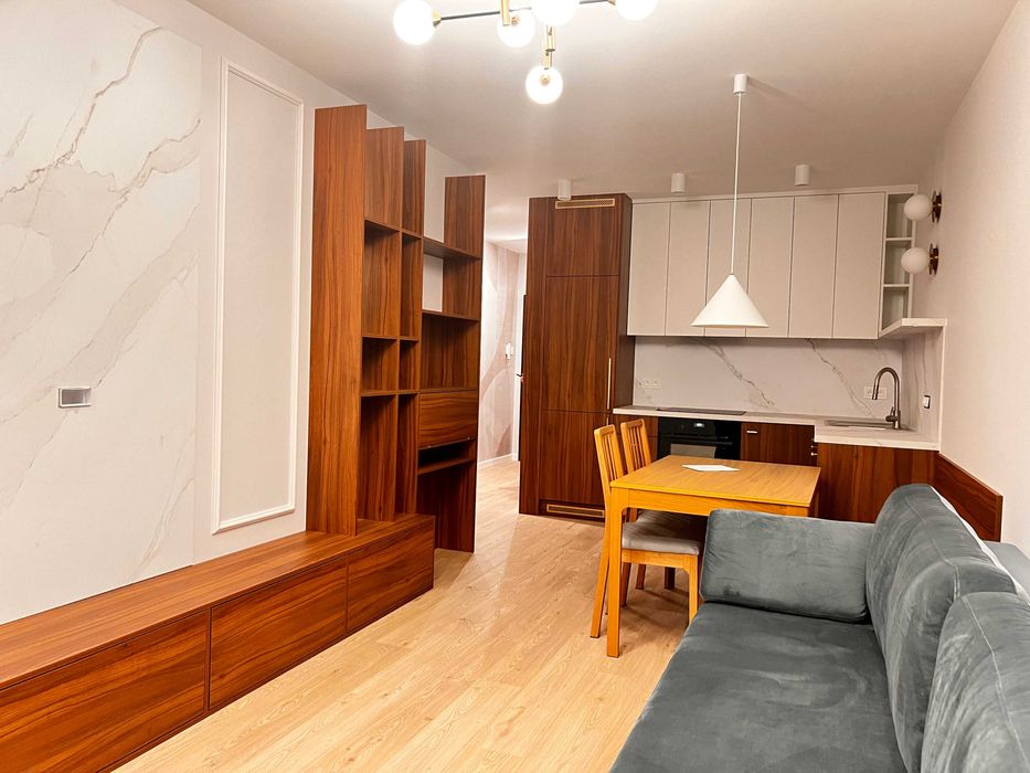 Sprzedam wykończone w wysokim standardzie 2 pokojowe mieszkanie