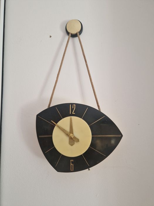 Zegare mechaniczny ścienny lata 50 new look sprawny prl