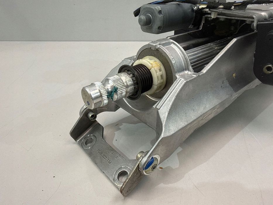 BMW 5 G30 G31 КОЛОНА КЕРМУВАННЯ ЄВРОПА 6862001