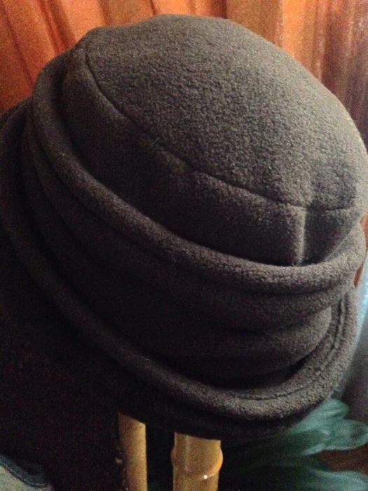 Ciepły polarowy toczek/kapelusik