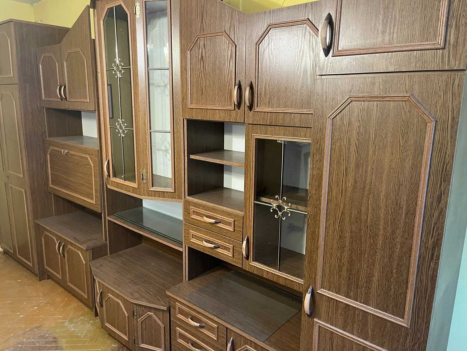 Komplet mebli pokojowych Orneta za darmo meble szafka szafa komoda