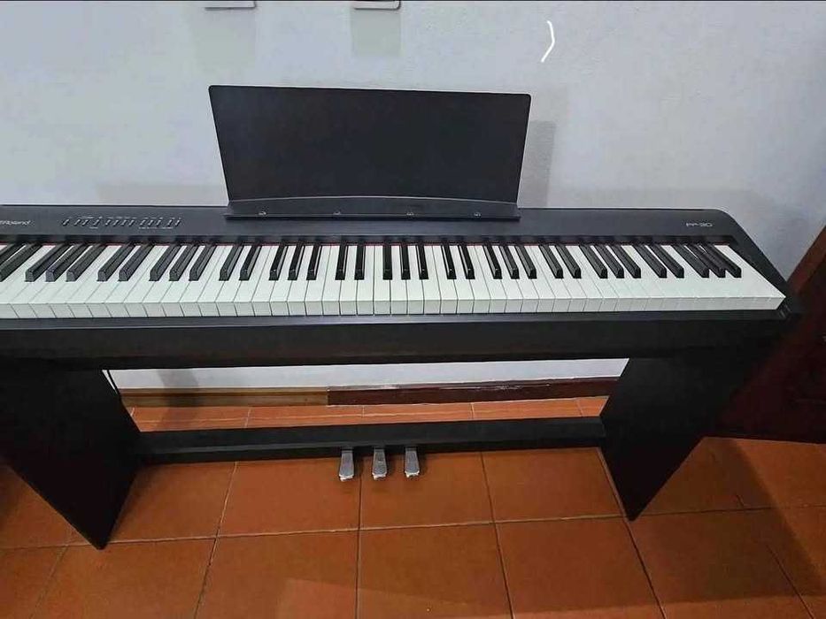 Piano Roland fp 30