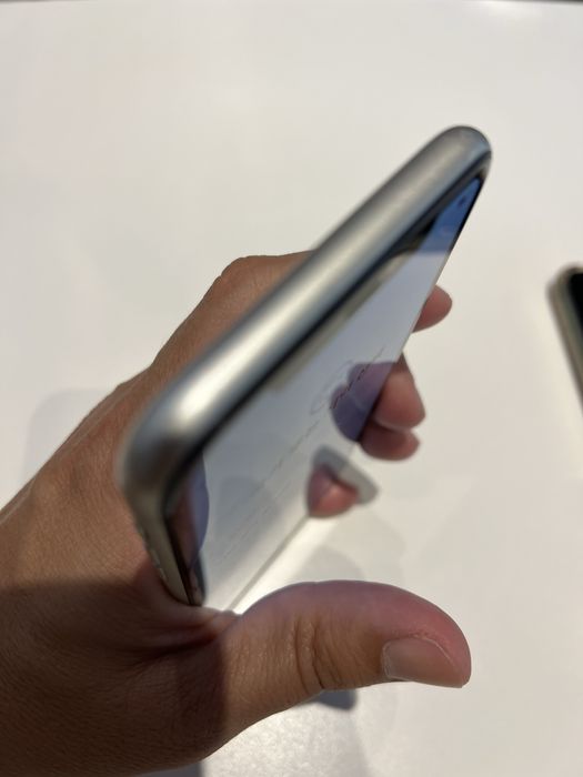 Vendo Iphone 11 128giga