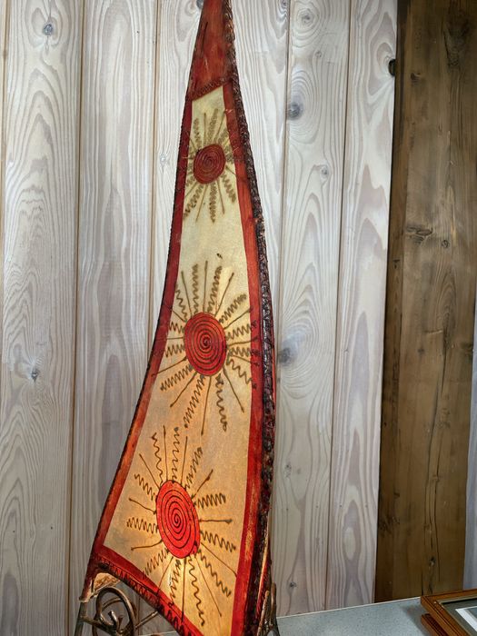 Skórzana wyszywana lampa stojąca Marokańska