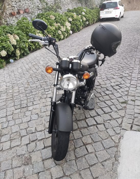 Keeway Superlight como nova (4800kms)
