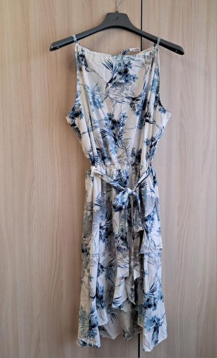 Сарафан,розмір Л,300 грн