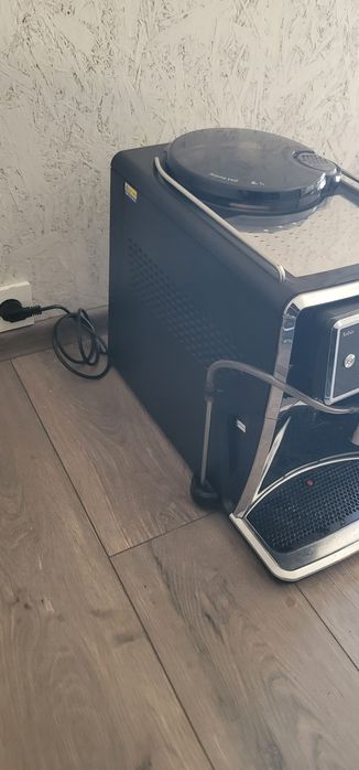 Кавоварка Saeco Xelsis