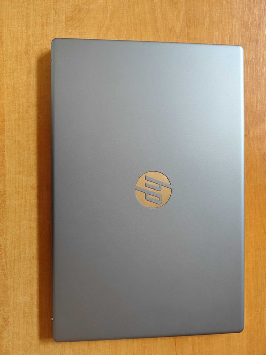 Nowy Laptop HP 250 G10