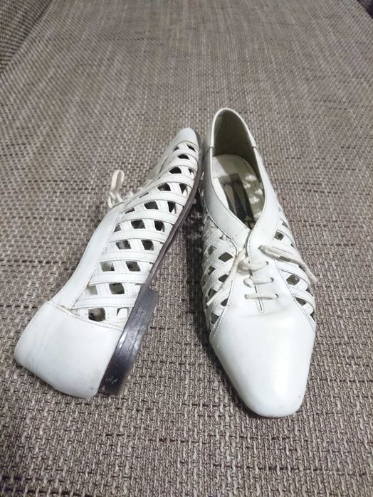 Туфлі жіночі шкіряні в сіточку 36 розміру