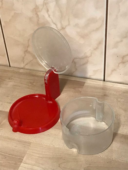 Stara cukierniczka GUCIO z czasów PRL