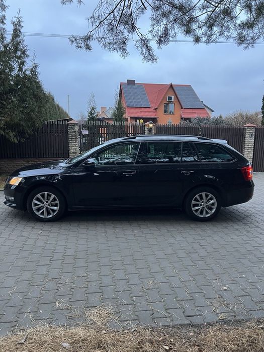 Продам шкоду А7 1,6 диз. Автомат