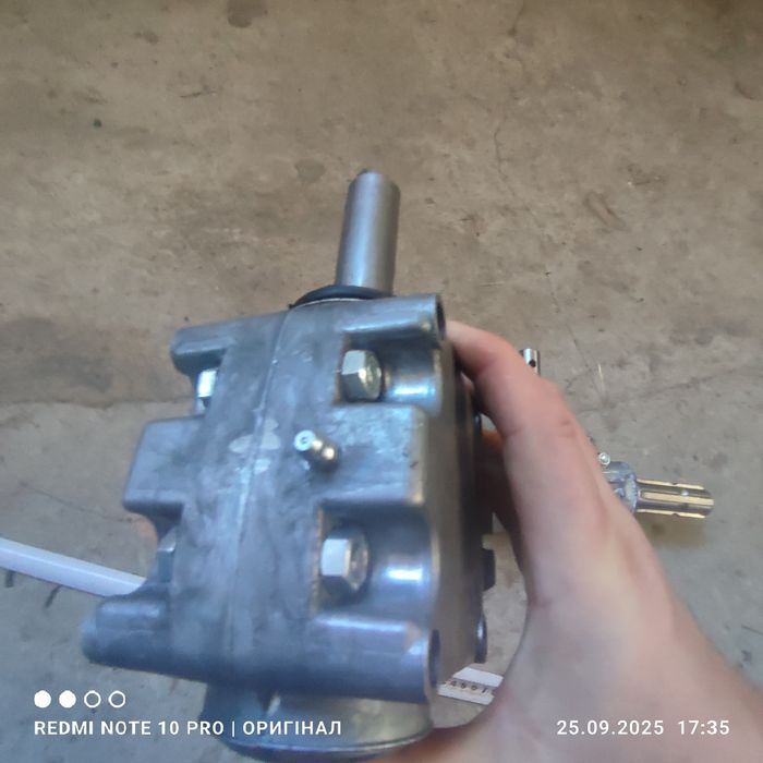 Розкидач DEXWAL 500л, Рум, Лійка Оригінал Англія.