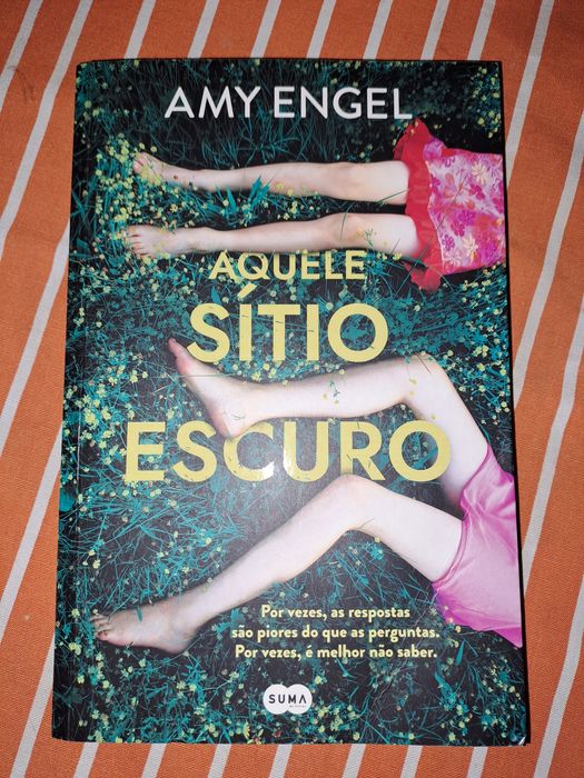 Livro de Amy Engel