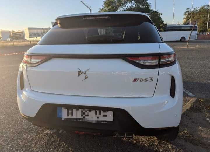 DS DS3 Crossback PureTech 130 Aut. PERFORMANCE LINE — photo 2