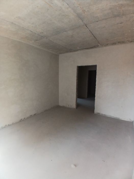 Продам 2к квартиру Івасюка Бк Вамбуд