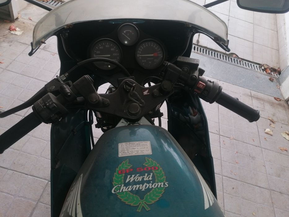 Honda NSR 50 como Nova.