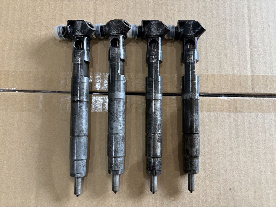Wtryski wtryskiwacze mercedes 2.2CDI 651 sprinter 906 W204 W221 W212 vito