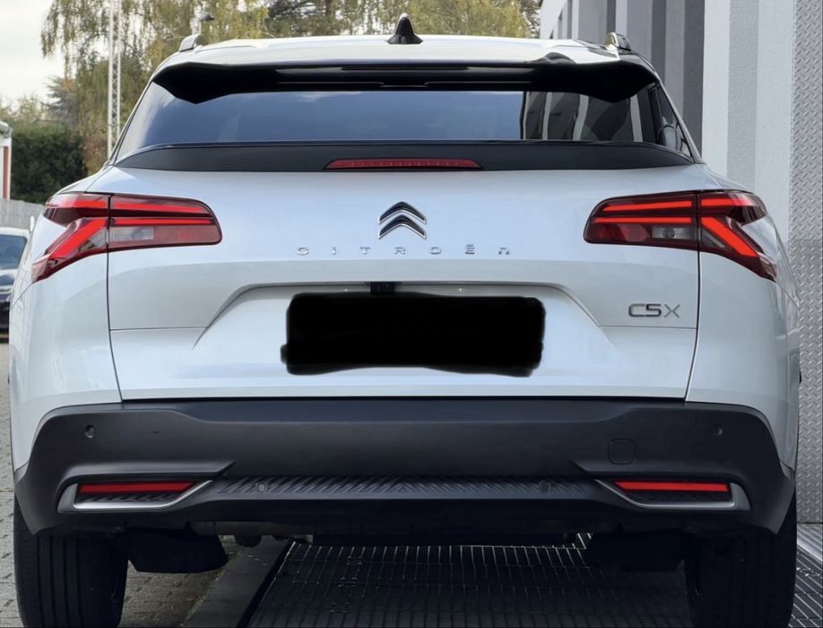 CITROEN C5 X 1.6 Híbrido-Plug In Shine 360 — photo 3