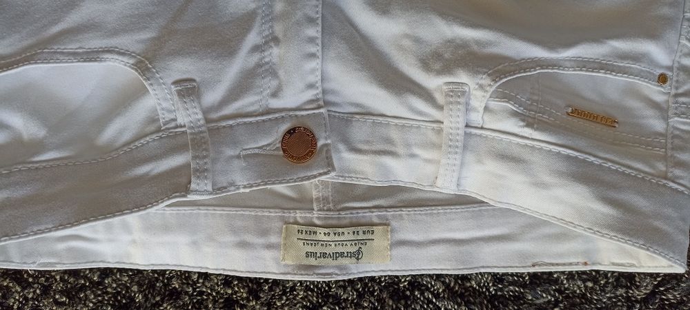 3 pares calças Slim fit, tamanho 36 só 10€
