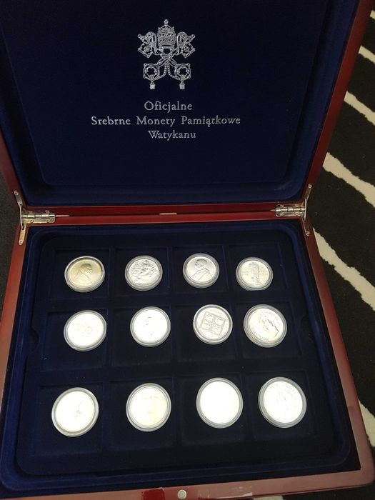 Kolekcja Oficjalne Srebrne Monety Watykanu 12 szt. z cert.