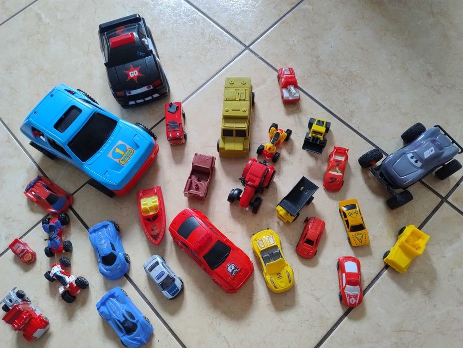 Zabawki samochody