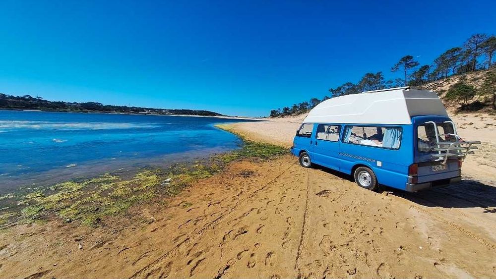 Autocaravana Mazda E2000 4x4 Reimo  – Clássico raro, comparável ao VW T3 Westfalia Syncro