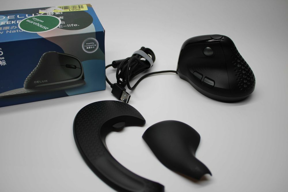 Myszka bezprzewodowa Delux M618XS PIONOWA do laptopa Myszka podświetla