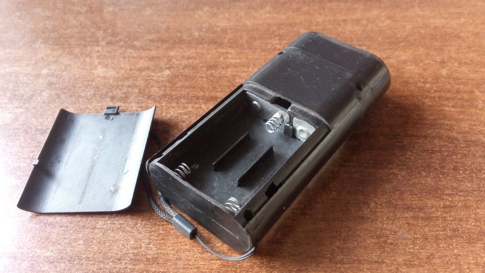 Stara latarka z PRLu