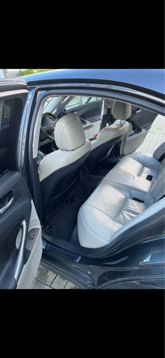 Lexus is 220 d на розборку