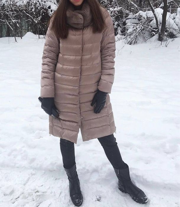 Продам пуховик-пальто  Carardli с мехом 42-44 р