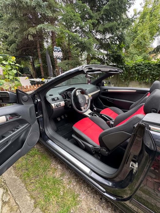 Opel Astra TwinTop Cabrio 1.6