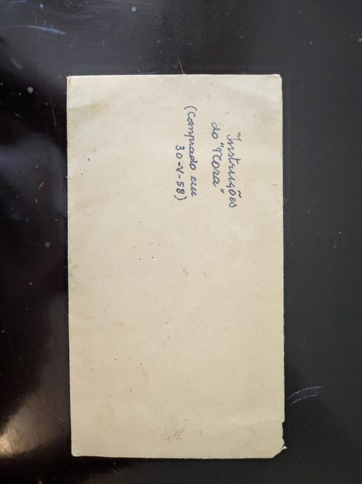 Móvel Gira discos Nora