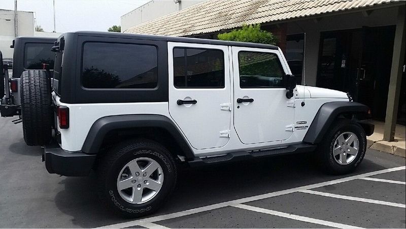 Estribos JEEP Wrangler JK (2006 a 2018) 4 Portas