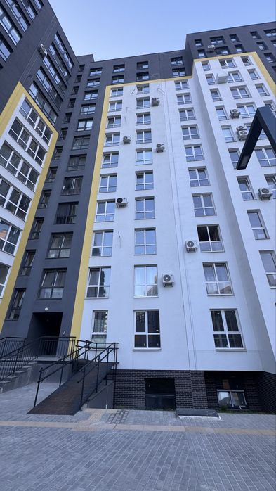 Продаж квартири-студії в зданому будинку, ЖК Шенген
