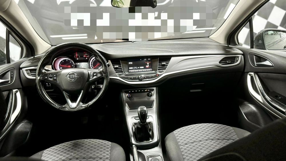Opel astra sport tourer