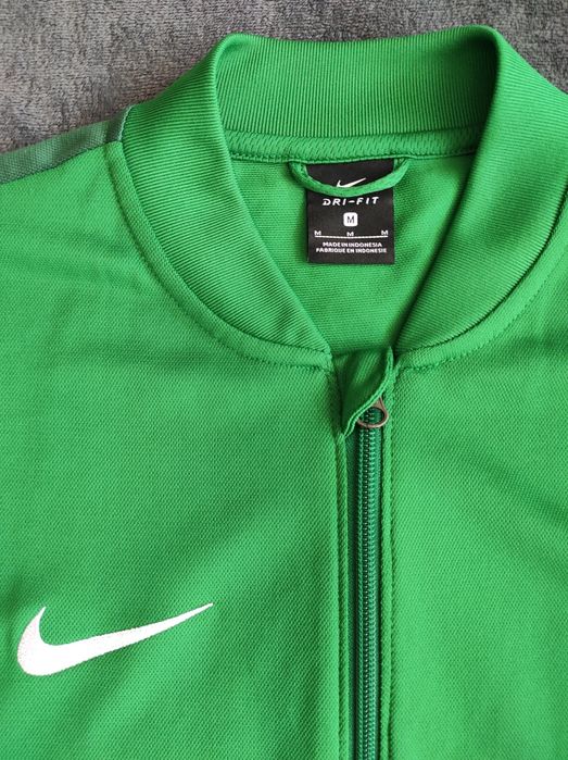 Bluza Nike w rozmiarze M