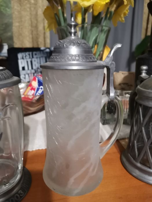Kufle porcelana, szkło, węgiel kamienny