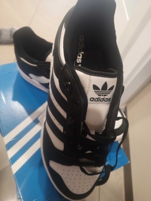 Buty Męskie Adidas Centennial roz 42, 45 1/3,47 1/3