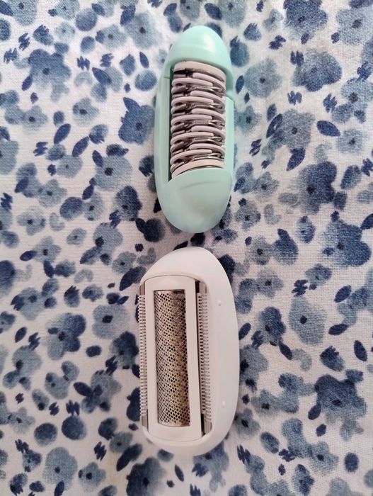Depilator damski Philips Satinelle Essential BRE245 Bikini Nogi