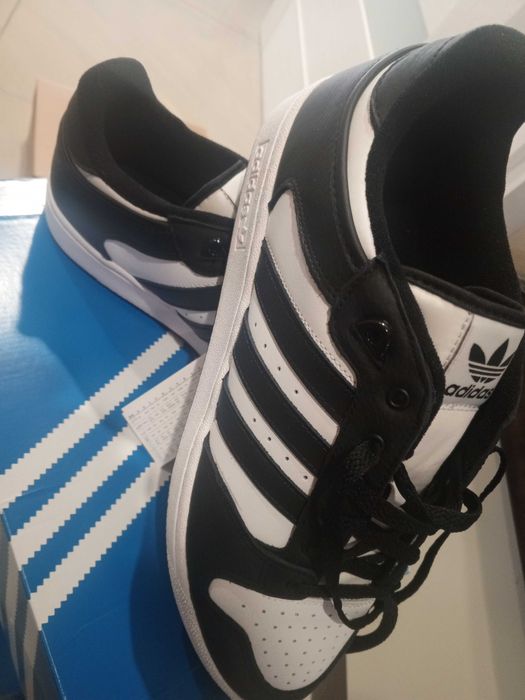 Buty Męskie Adidas Centennial roz 42, 45 1/3,47 1/3