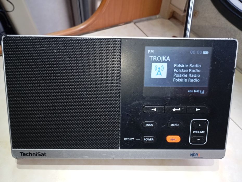 Małe radio TechniSat