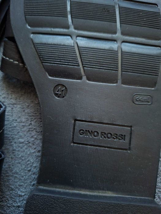 Nowe Klapki płaskie Gino Rossi r. 41 ze skóry – Okazja!