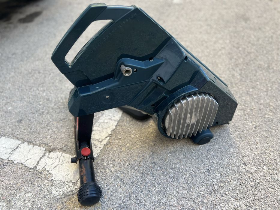 Rolo de treino “Elite smart fluid turno”