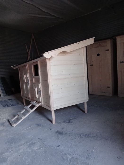 Kurnik dla kur drewniany