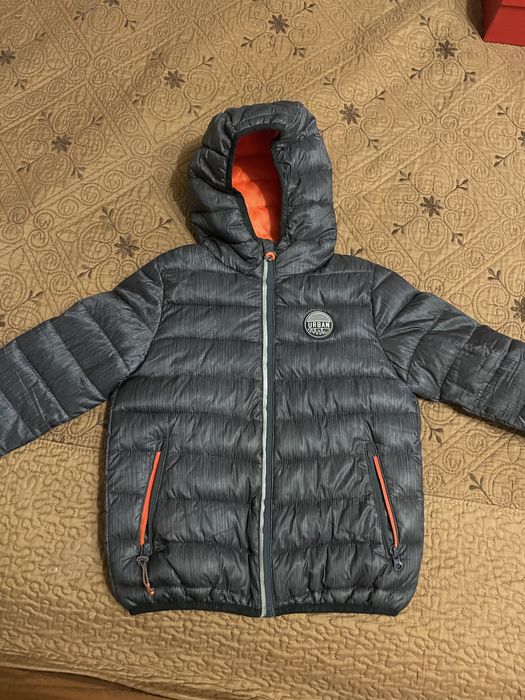 Курточка весняна