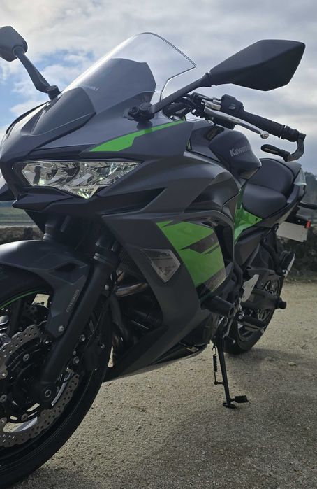 Mota 650 Ninja - Kawasaki