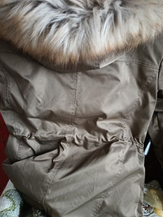 Парка  AMISU розмір EU 40