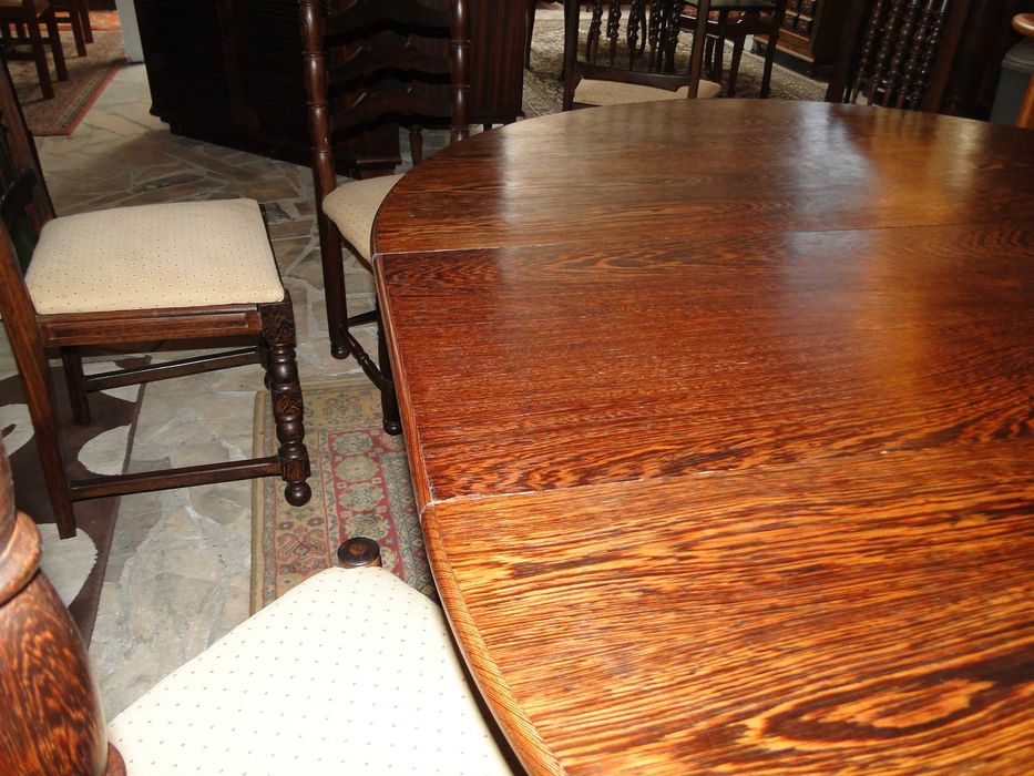 Solid Wood Living Room Table, Excellent Condition and Quality – Extendable64551173562753123