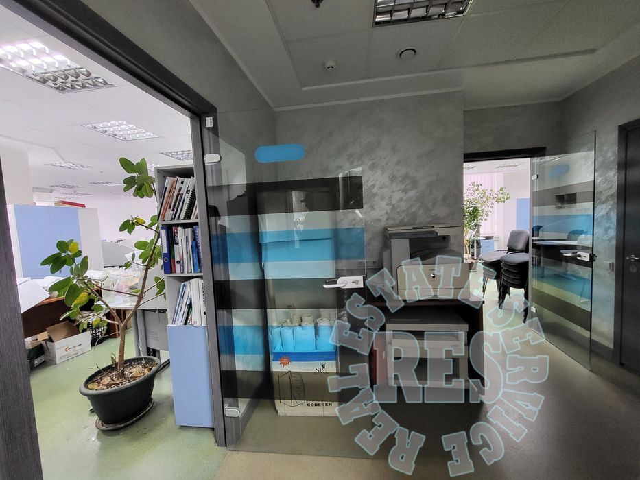 Без % Офіс 200 м. Дніпровська Набережна 26Ж метро Осокорки, Novus